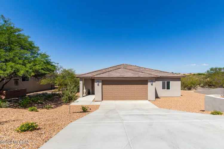 Single-family house For Sale in Green Valley, Arizona