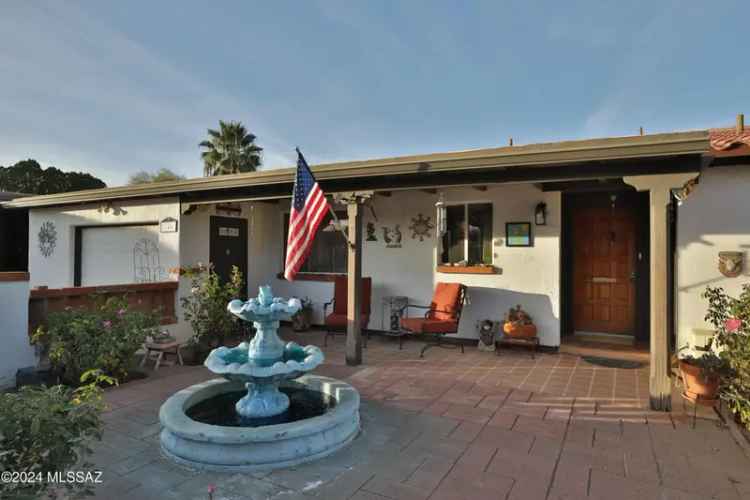 Single-family house For Sale in Green Valley, Arizona