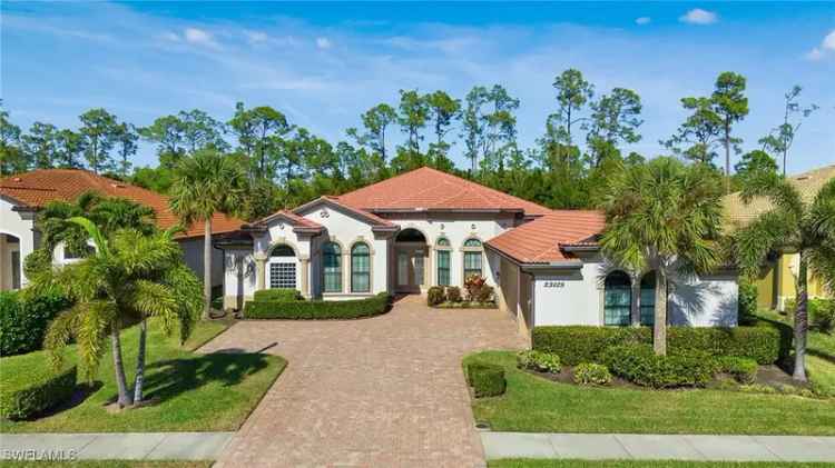 Single-family house For Sale in Bonita Springs, Florida