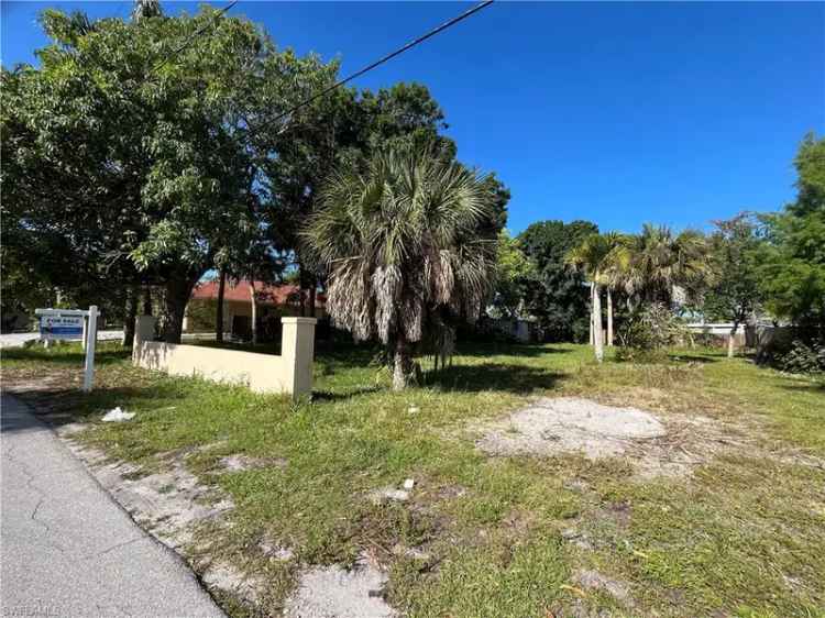 Land For Sale in 2960, Gordon Street, East Naples, Florida