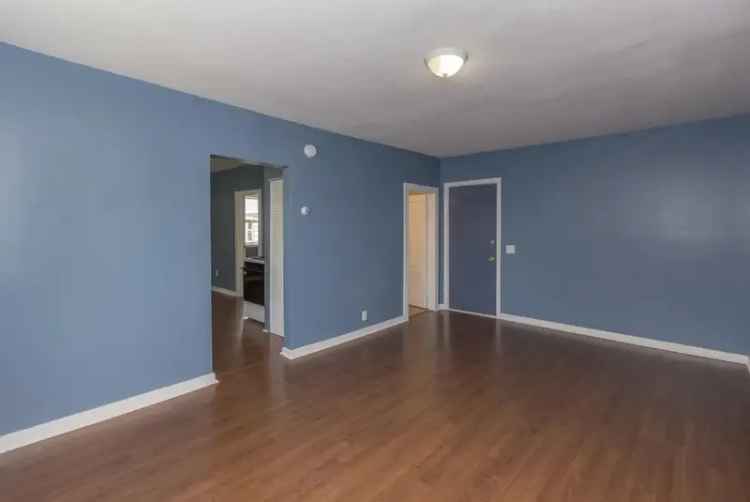 3-Bedroom Apartment for Rent in Billings Park Superior