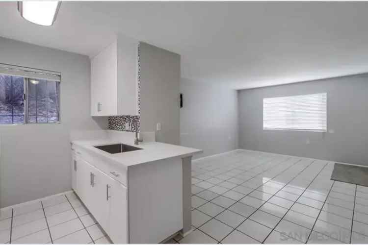 Condo For Sale in 6732, University Avenue, San Diego, California