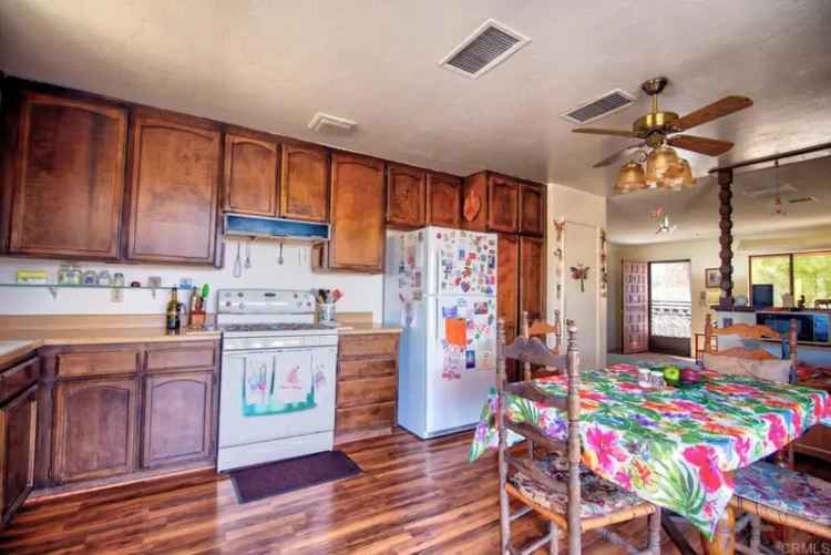 Single-family house For Sale in 2857, Frying Pan Road, Borrego Springs, California