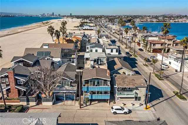 Single-family house For Sale in 19, Laguna Place, Long Beach, California