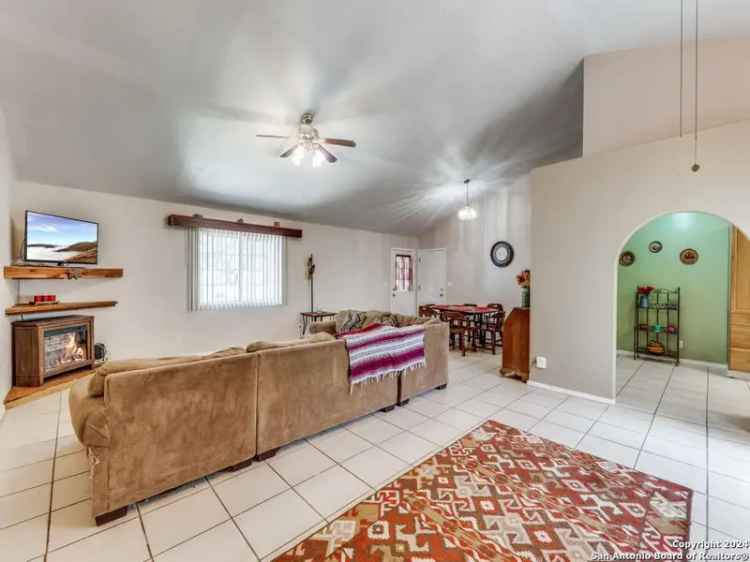 Single-family house For Sale in 2999, English Crossing Road, Texas