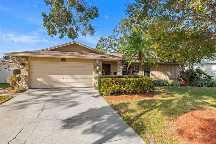 Single-family house For Sale in 6055, 30th Street South, Saint Petersburg, Florida