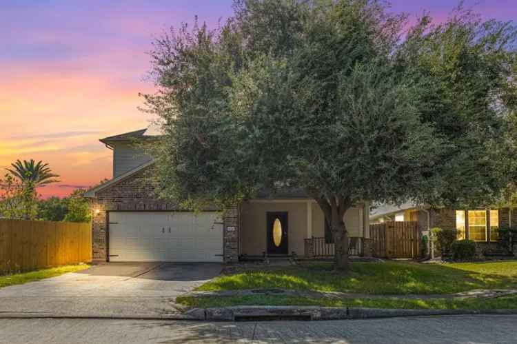 Single-family house For Sale in 1126, Rosebay Road, Texas