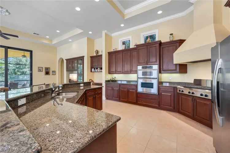 Single-family house For Sale in Bonita Springs, Florida