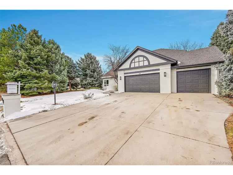 Single-family house For Sale in 44, Spyglass Drive, Littleton, Colorado