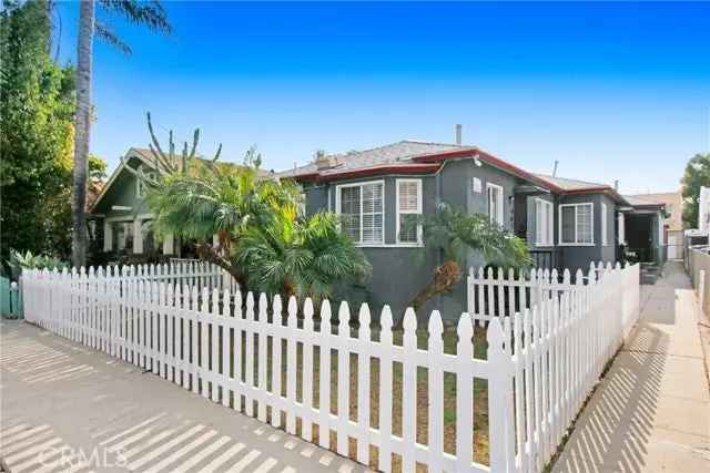 Multi-family house For Sale in 467, West 12th Street, Los Angeles, California