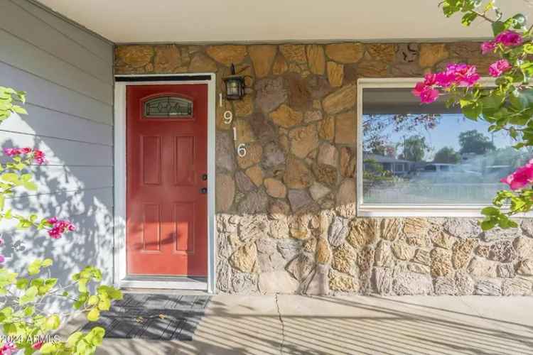 Single-family house For Sale in 1916, East Clarendon Avenue, Phoenix, Arizona