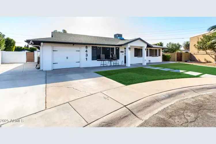 Single-family house For Sale in 8431, East Stella Lane, Scottsdale, Arizona