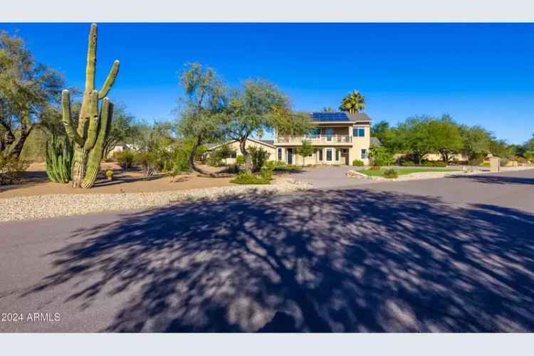 Single-family house For Sale in 10647, North 82nd Place, Scottsdale, Arizona