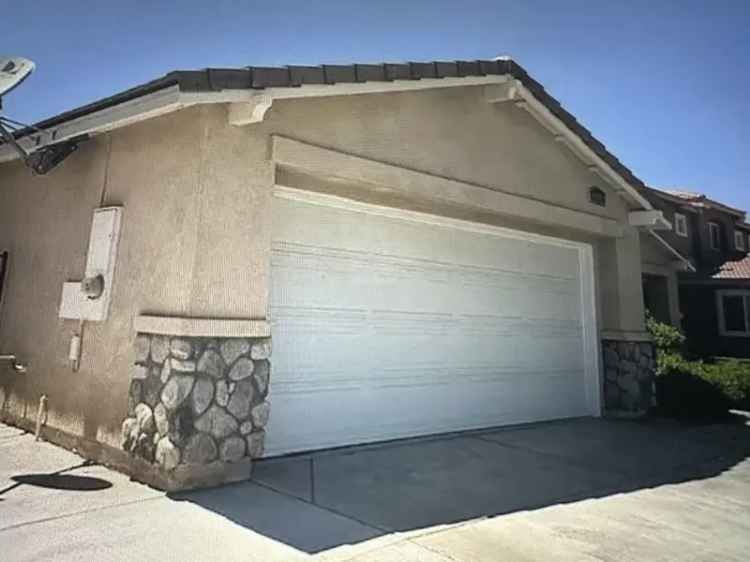 Single-family house For Sale in 45559, Robinson Drive, Lancaster, California