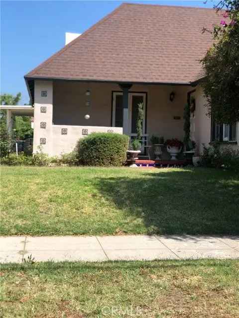 Single-family house For Sale in 3903, Boyce Avenue, Los Angeles, California