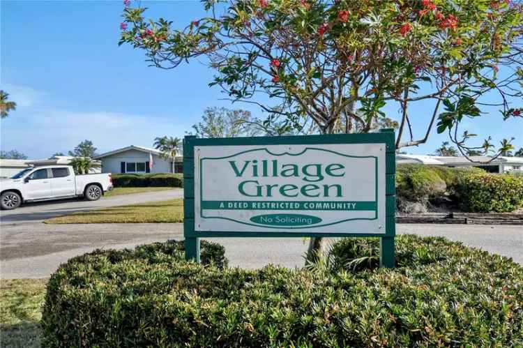 Condo For Sale in Bradenton, Florida