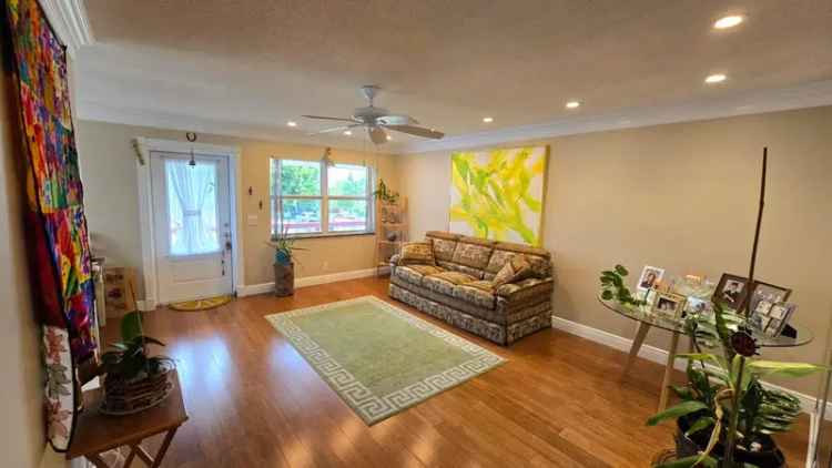 Condo For Sale in Florida