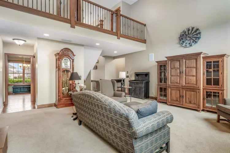 Single-family house For Sale in 14104, Sandstone Drive, Fort Wayne, Indiana