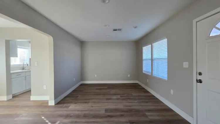 Single-family house For Sale in 420, Eleanor Avenue, Sacramento, California