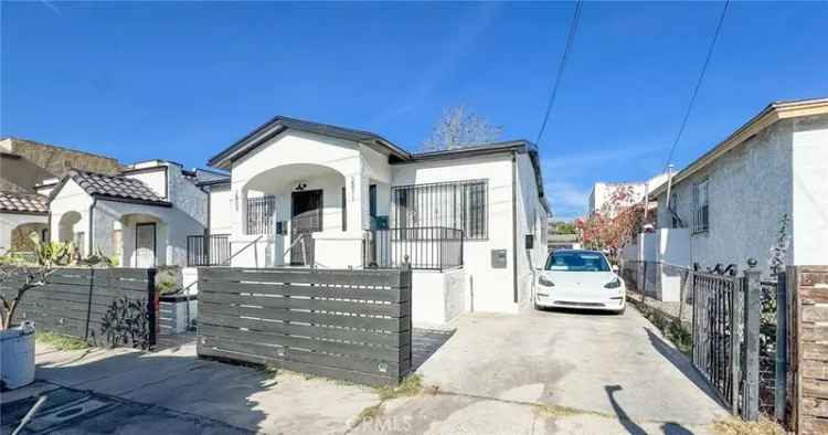 Multi-family house For Sale in 2809, Folsom Street, Los Angeles, California