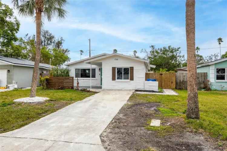 Single-family house For Sale in 1766, Maryland Avenue Northeast, Saint Petersburg, Florida