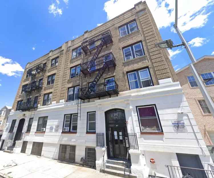 2BD 1BA Newly Renovated Apartment Near NYC