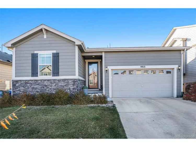 Single-family house For Sale in 9913, Truckee Street, Commerce City, Colorado