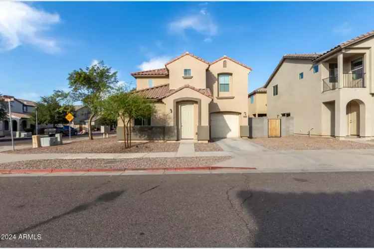 Single-family house For Sale in 5438, West Odeum Lane, Phoenix, Arizona