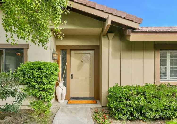 Condo For Sale in 39, Blue River Drive, Palm Desert, California