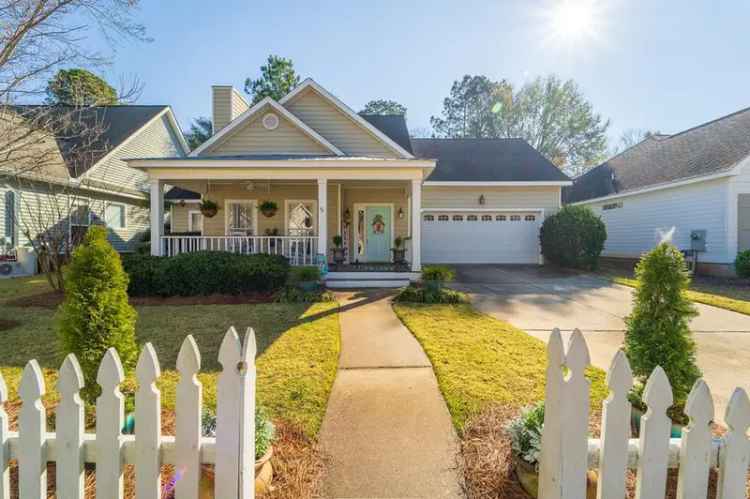 Single-family house For Sale in Dothan, Alabama