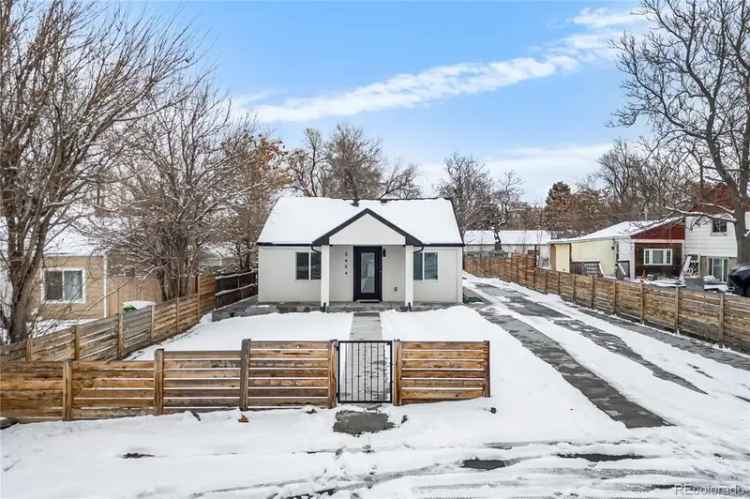 Single-family house For Sale in Denver, Colorado