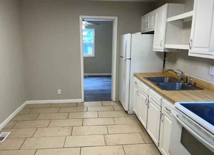 Apartment Unit for Rent