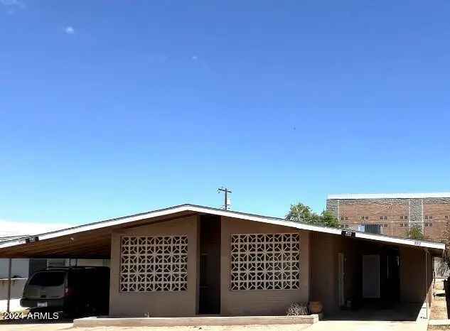 Multi-family house For Sale in 935, North Orange, Mesa, Arizona