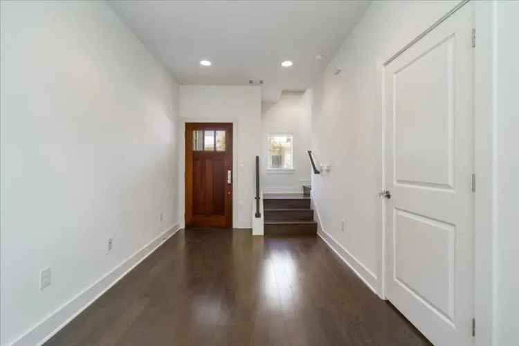 Condo For Sale in 2708, Halcyon Drive, Austin, Texas