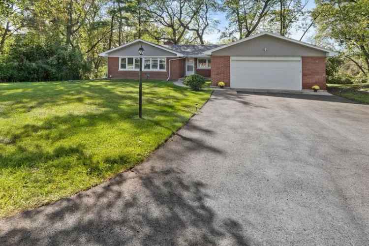 Single-family house For Sale in 820, Exmoor Road, Olympia Fields, Illinois