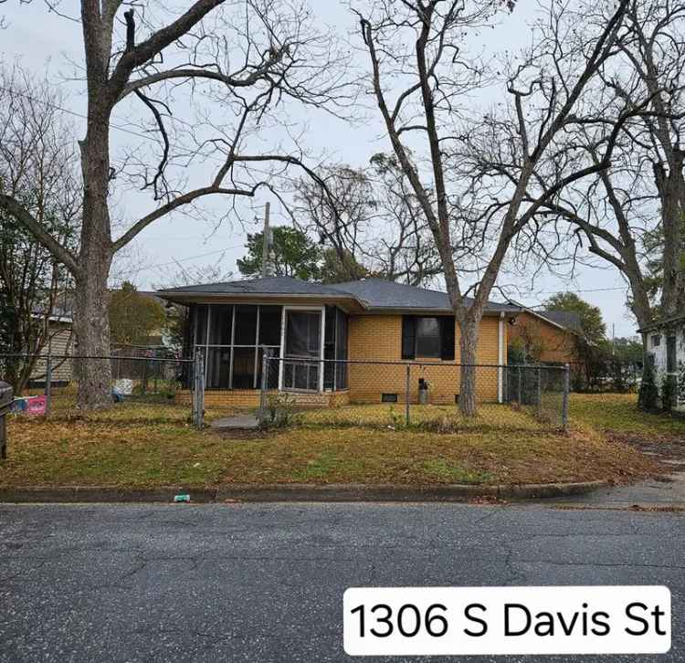 Single-family house For Sale in 1604, West Whitney Avenue, Albany, Georgia