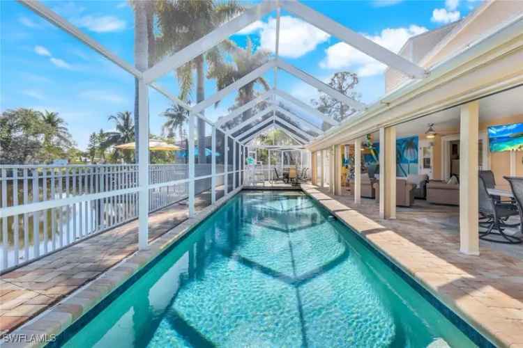 Single-family house For Sale in Bonita Springs, Florida