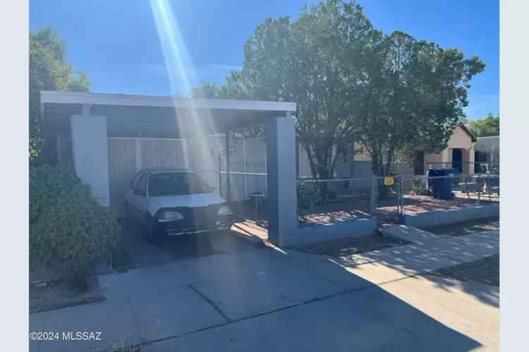 Single-family house For Sale in South Tucson, Arizona