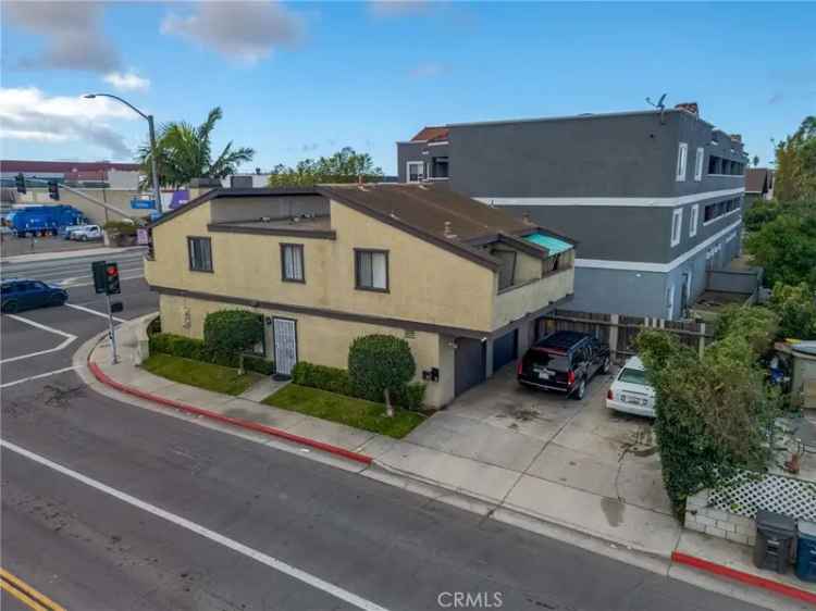 Multi-family house For Sale in 7611, Warner Avenue, Huntington Beach, California