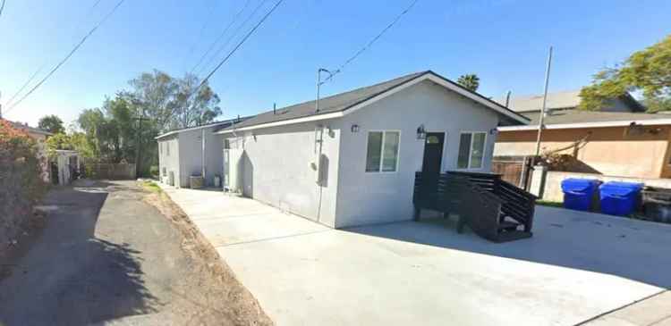 Multi-family house For Sale in 3723, Dwight Street, San Diego, California