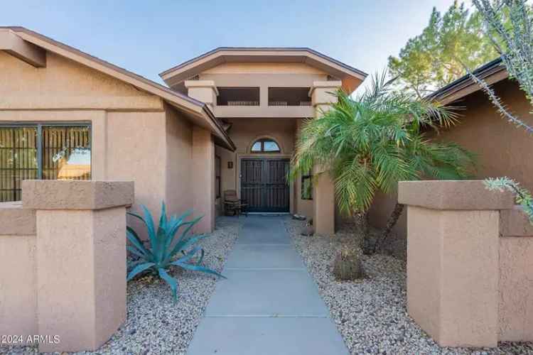 House For Sale in 13047, West Peach Blossom Drive, Sun City West, Arizona