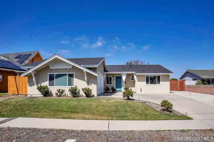 Single-family house For Sale in 368, Los Reyes Drive, San Diego, California