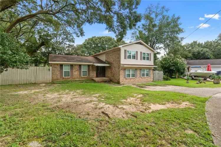 Single-family house For Sale in Mobile, Alabama