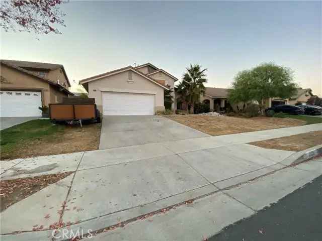 Single-family house For Sale in 2338, Willowbrook Lane, Perris, California