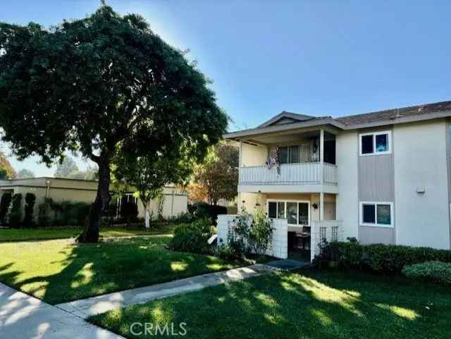 Co-op For Sale in 5, Avenida Castilla, Laguna Woods, California