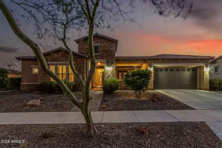 Single-family house For Sale in 20945, West Hillcrest Boulevard, Buckeye, Arizona