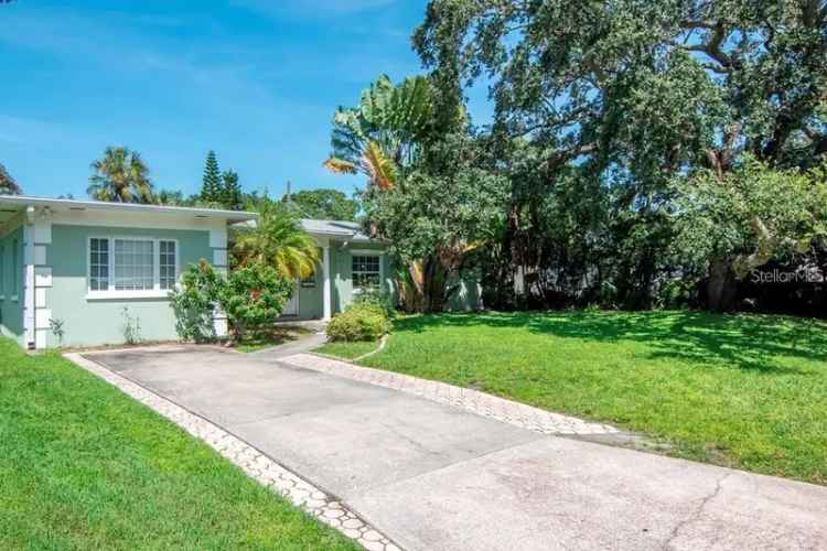 Single-family house For Sale in 3623, South Gardenia Avenue, Tampa, Florida