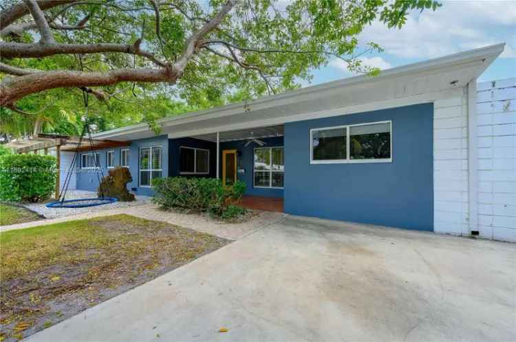 Single-family house For Sale in 7930, Southwest 96th Street, Kendall, Florida