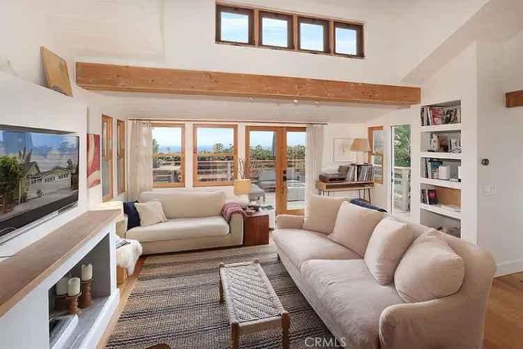 Single-family house For Sale in 667, Glenneyre Street, Laguna Beach, California