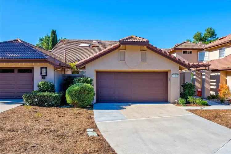 Condo For Sale in 27375, Paseo Laguna, San Juan Capistrano, California